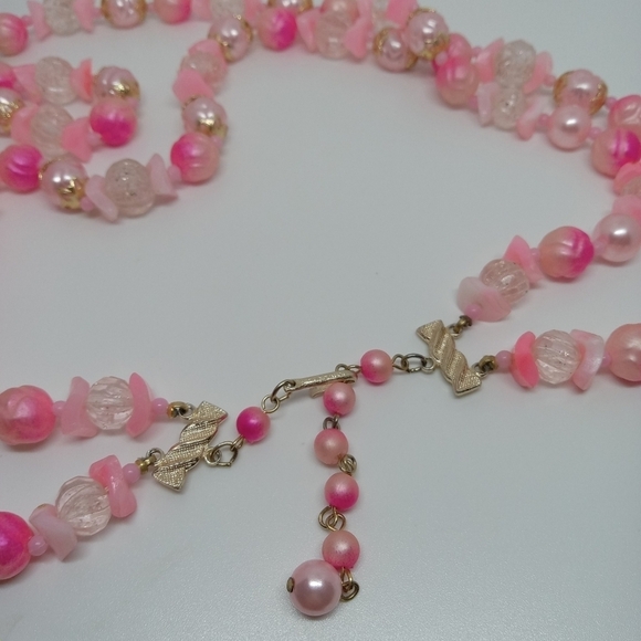 * vintage Hong Kong 2 strand pink textured glitter & faux pearl beads necklace - Picture 4 of 5